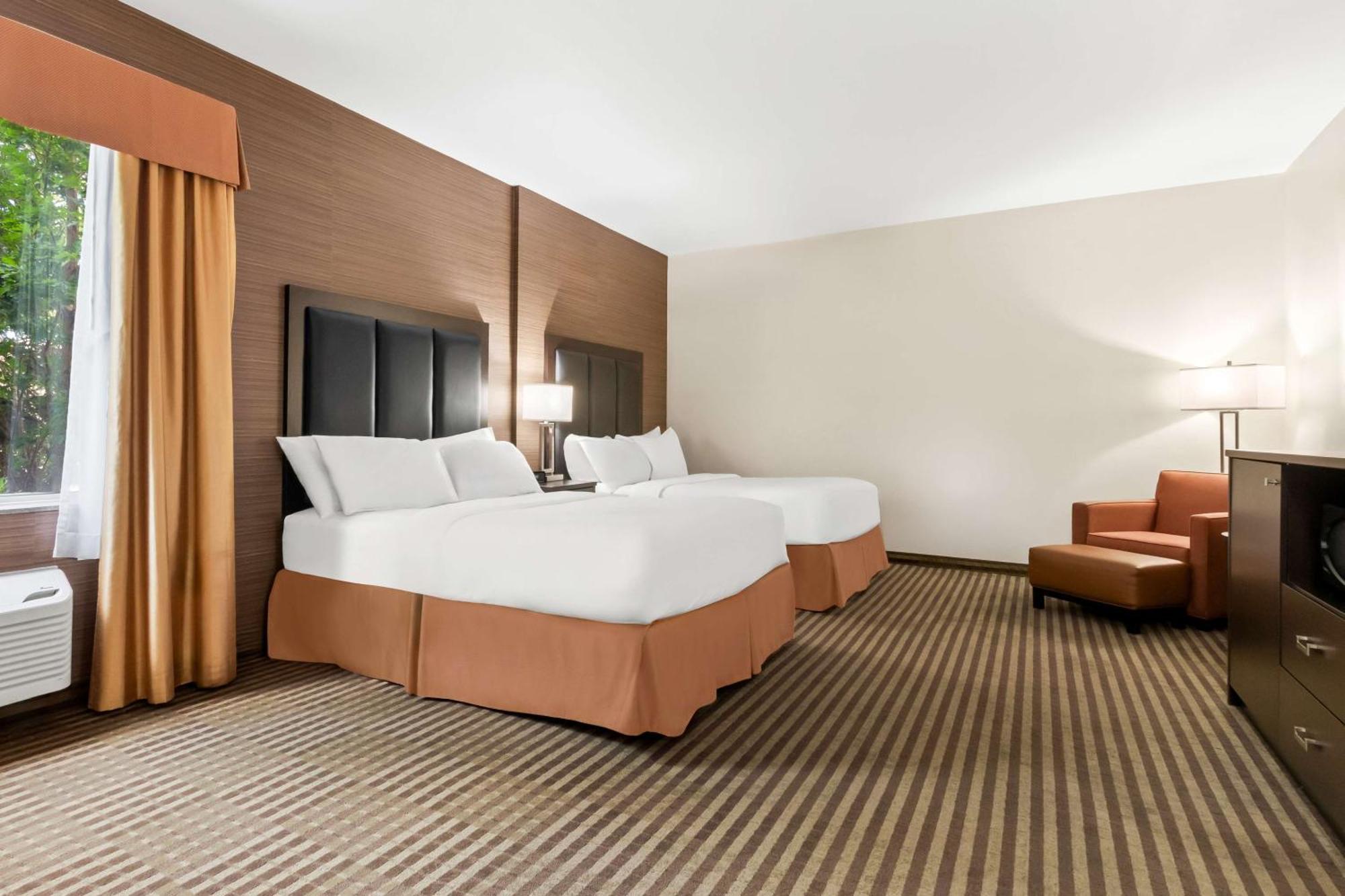 Best Western Plus Fergus Hotel Exterior foto